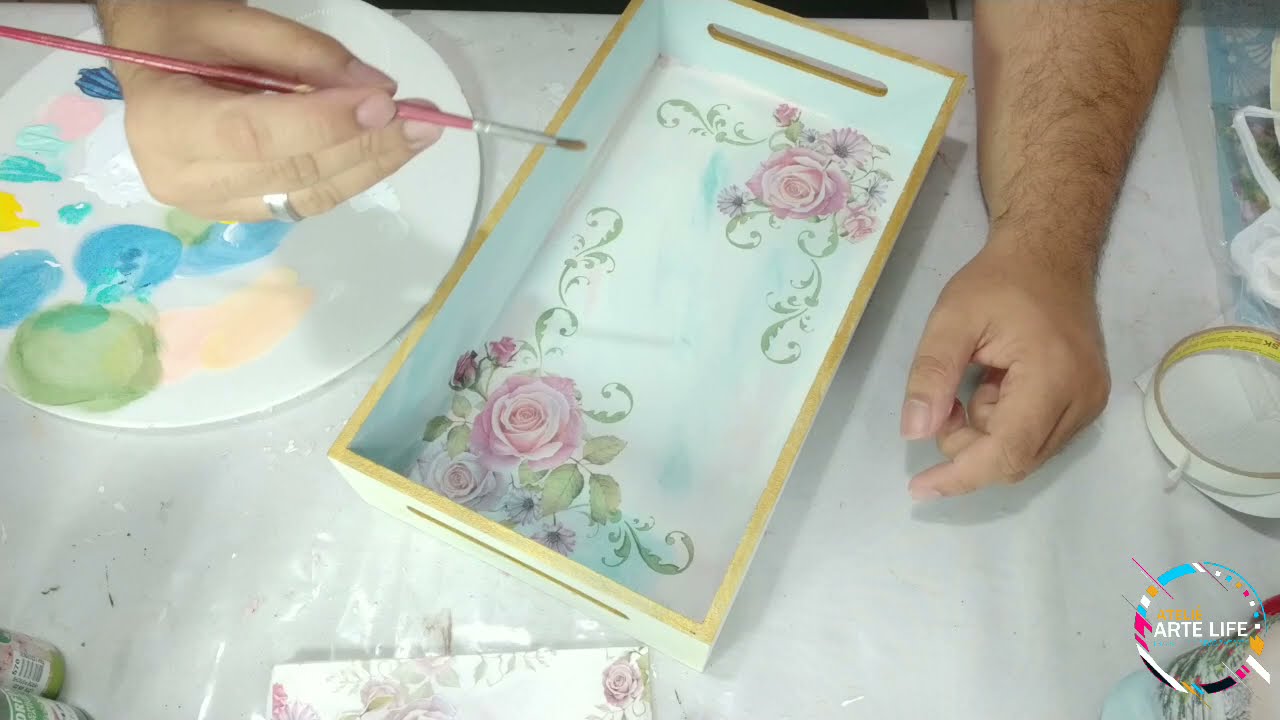 Artesanato em MDF- Bandeja Decorada com Decoupage