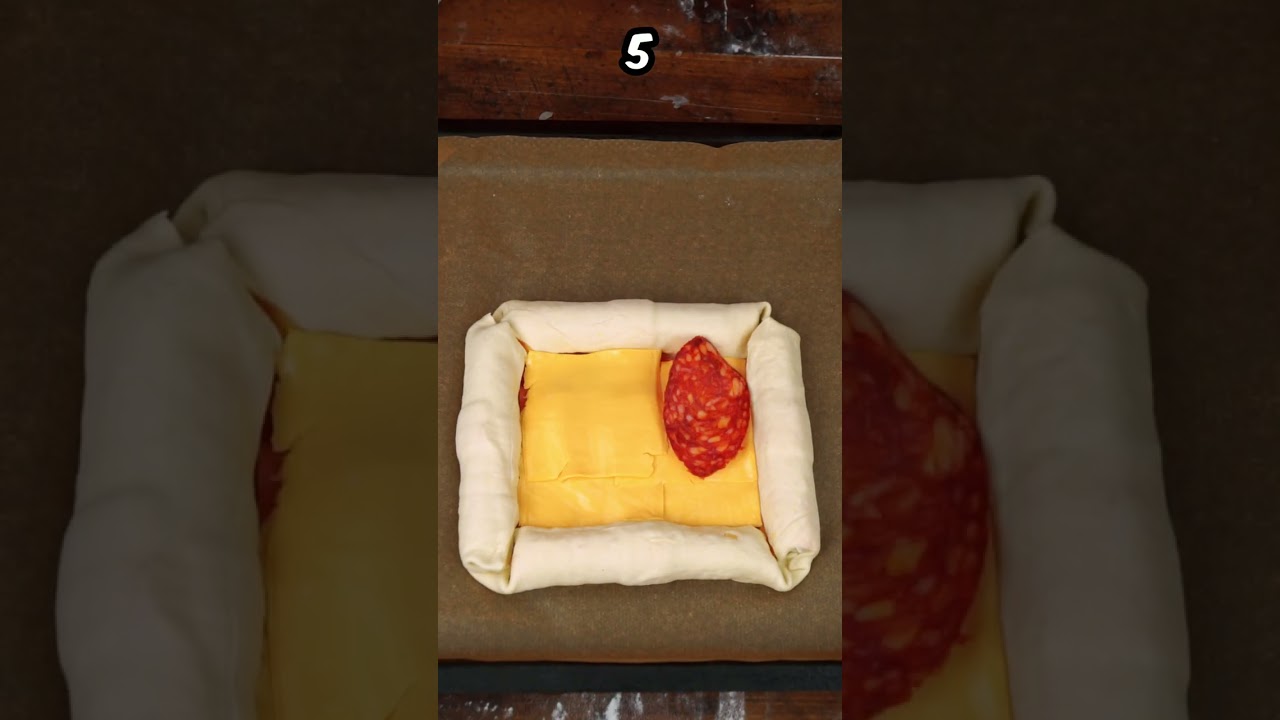 Some Pizza 🍕 #food #pizzarecipe #shorts