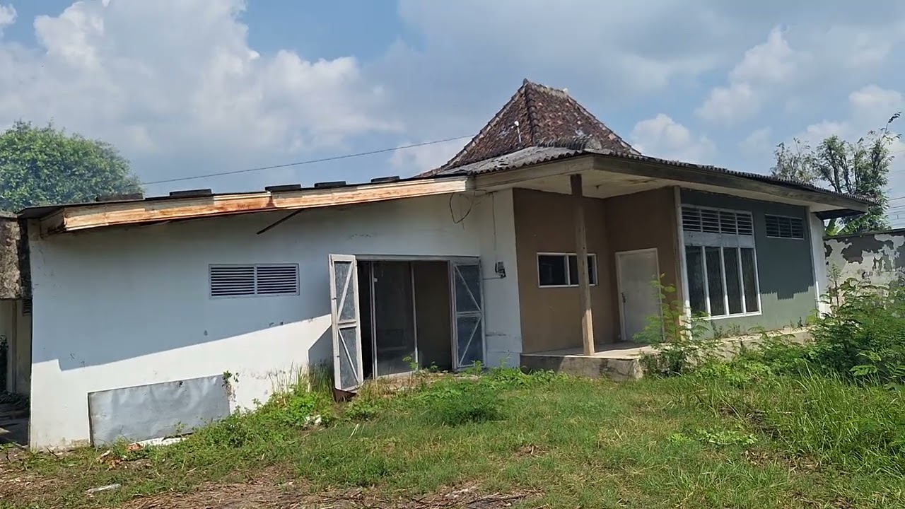 Dijual Rumah SHM luas 1.560m², full pager tembok keliling. lokasi dekat exit tol Delanggu Klaten