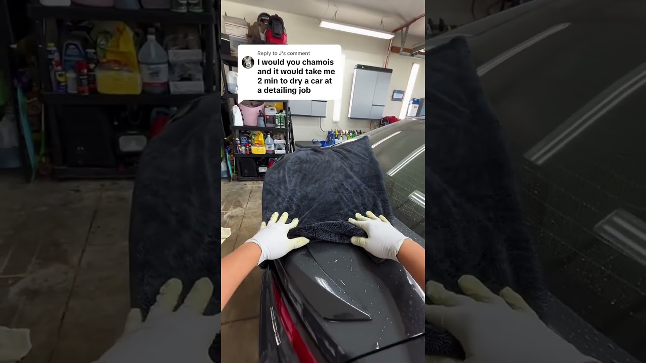 Why Microfiber Towels Beat Chamois for Safe Car Drying #carcare #dryingtowel