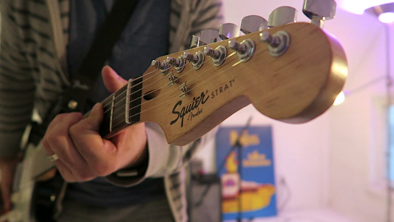 Great Cheap Guitar! - Squier by Fender Strat Quick Demo