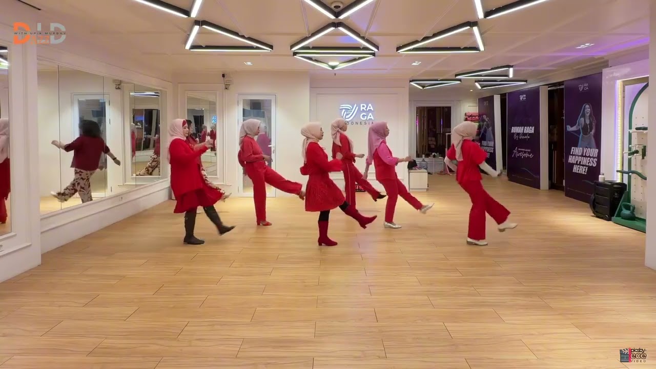 Hot Like Pepper -Line Dance #Demo#Upik murbay & Students#Dazzling 👠💃🇲🇨