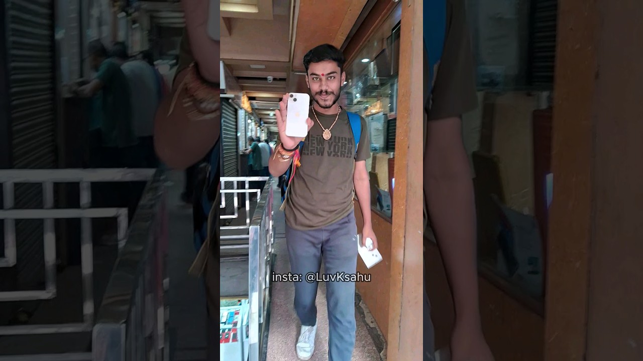 Novelty Market ka iPhone🤯 | #LKS 12 | #minivlog #indore #viral #shortsfeed #shortvideo