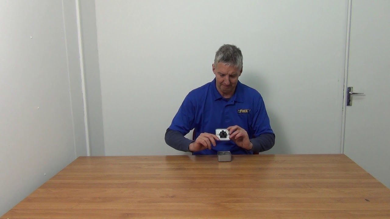 1 Gang Metal Clad Unswitched Socket (13 Amp)