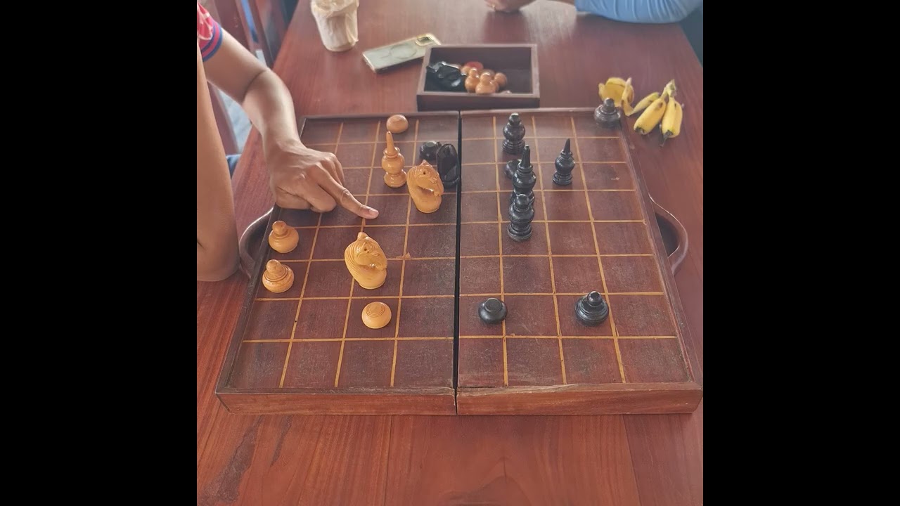 សេងហុងស្ទឹងត្រែងកូនស ជាមួយនិស្សិតកូនខ្មៅ KhmerChess, Ouk Khmer, Chess