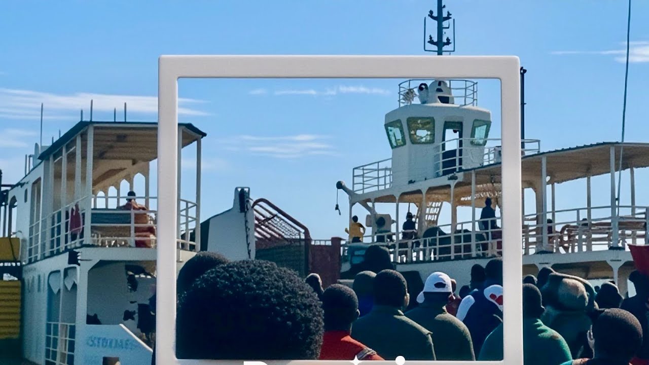 35 minutes| EXPERIENCE ON A FREE FERRY