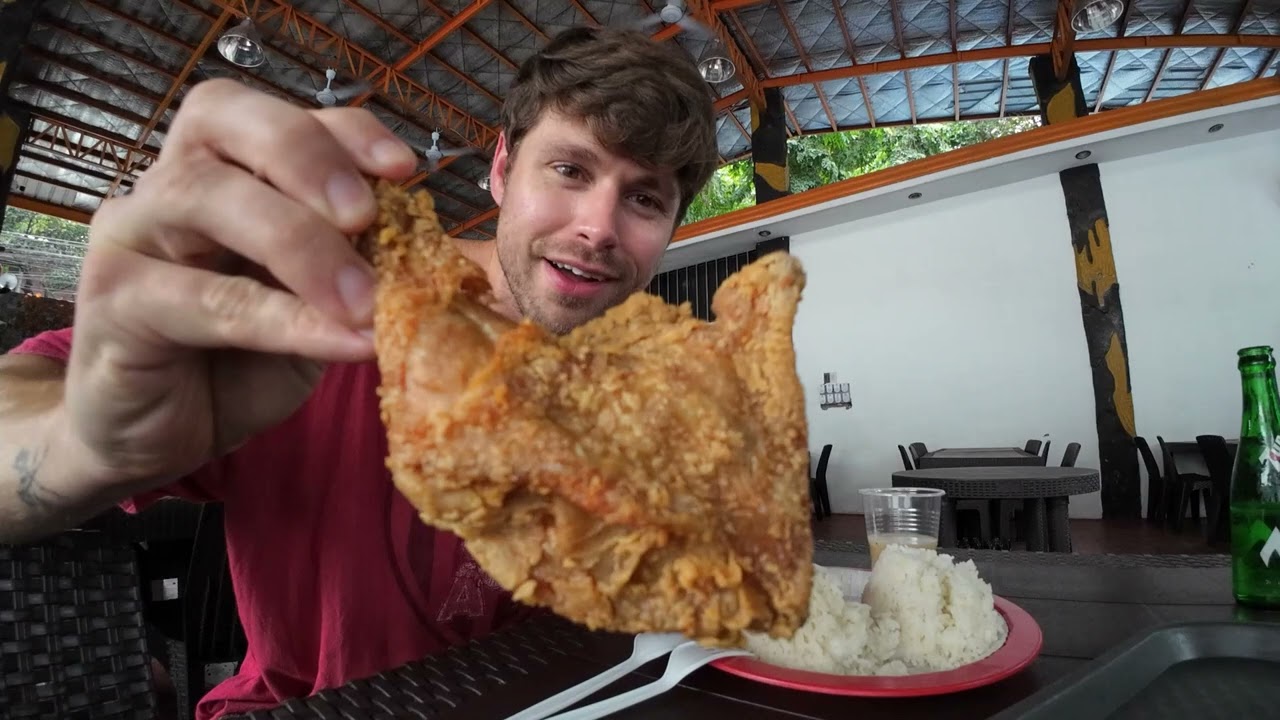 $1 fried chicken at Diwata's...Better than the pares? 🇵🇭
