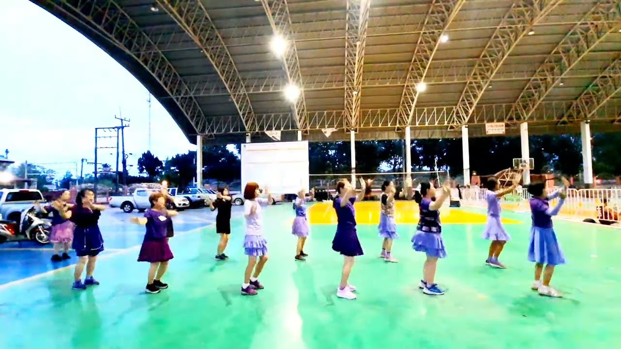 รักข้ามคลอง