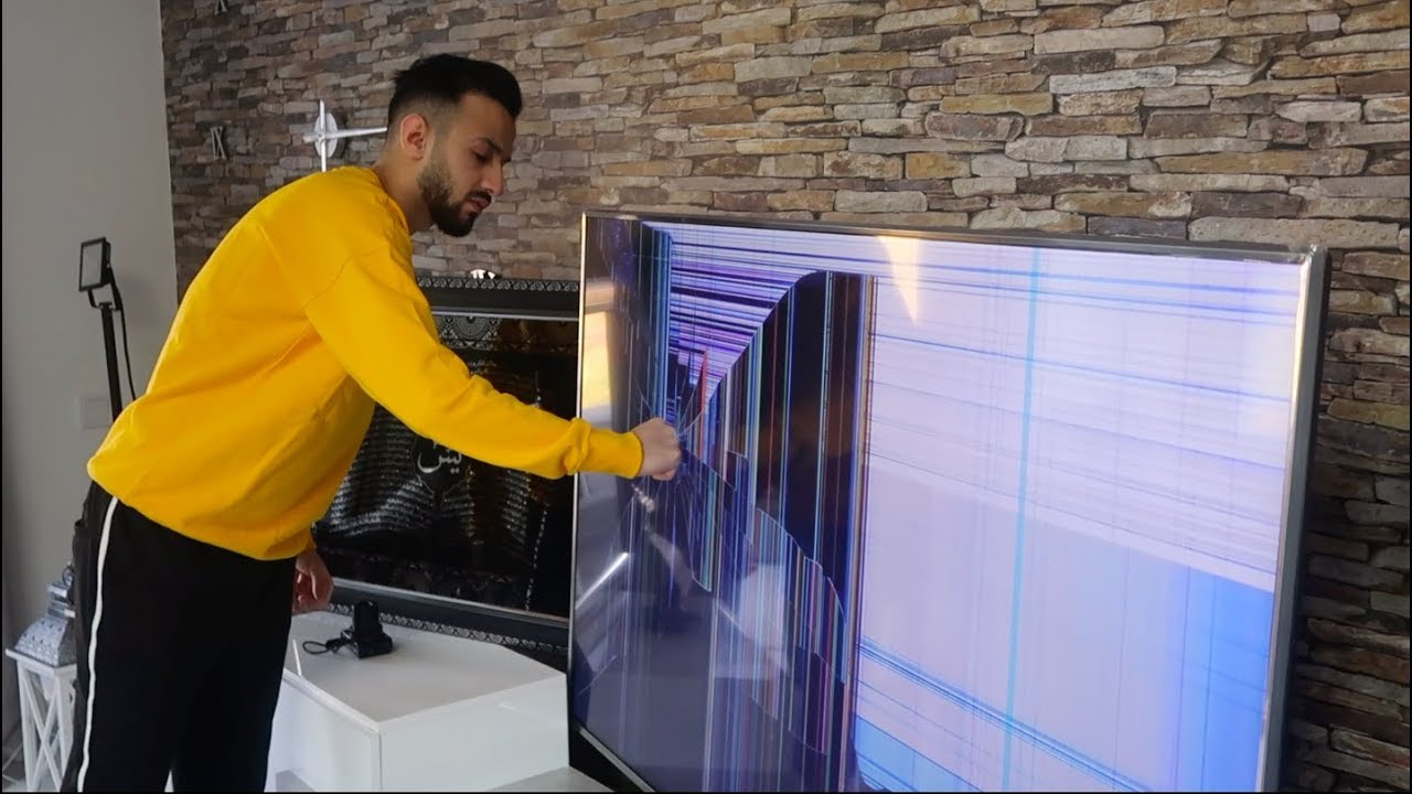 مقلب الوشم ب امي | كسرت التلفزيون... شوفو ردة فعلها