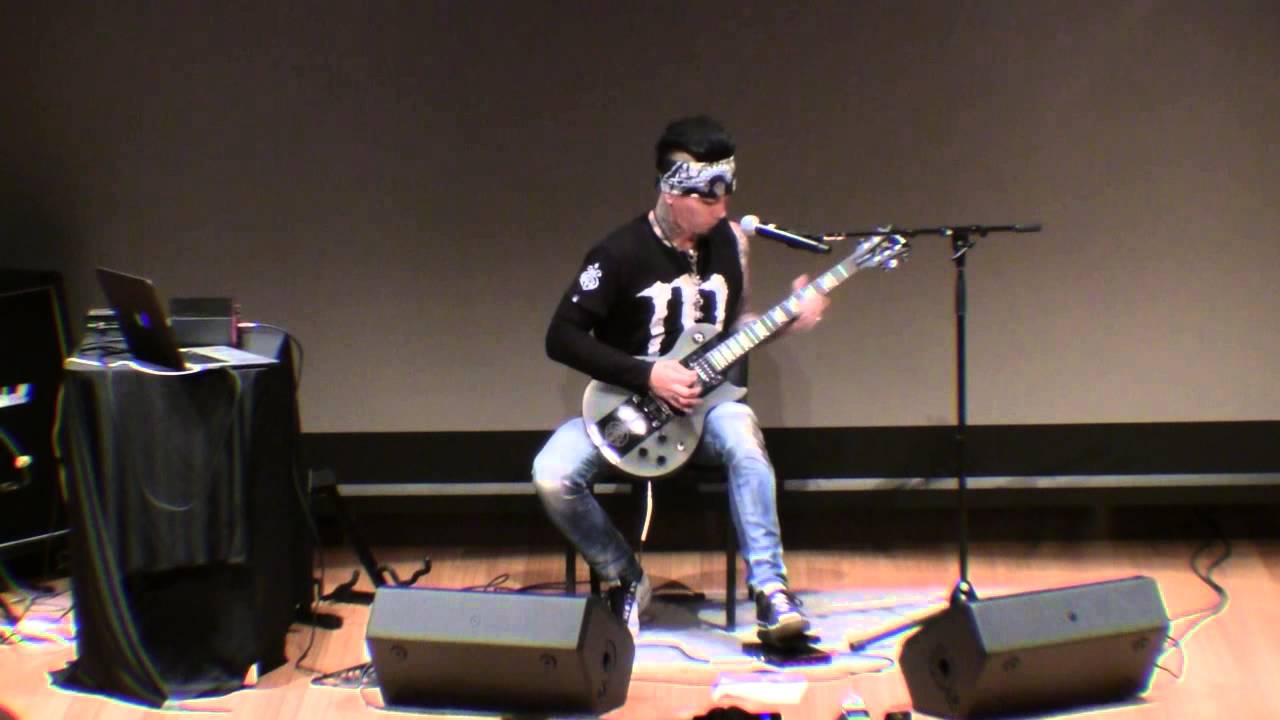 SWEETWATER - GEARFEST 2015 - DJ Ashba w/ Guns N' Roses & Sixx: A.M. (Q&A + 10-solo medley)