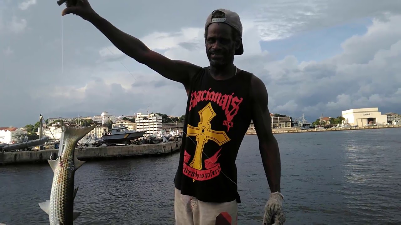 Pescaria na praça Mauá centro do Rio de Janeiro Praça 15 Tamandaré