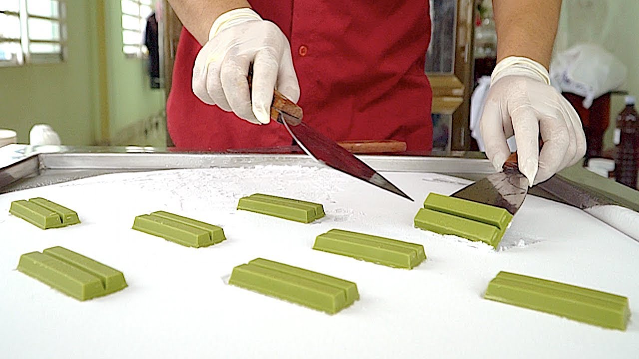 Massive Green Tea KIT KAT Ice Cream Rolls