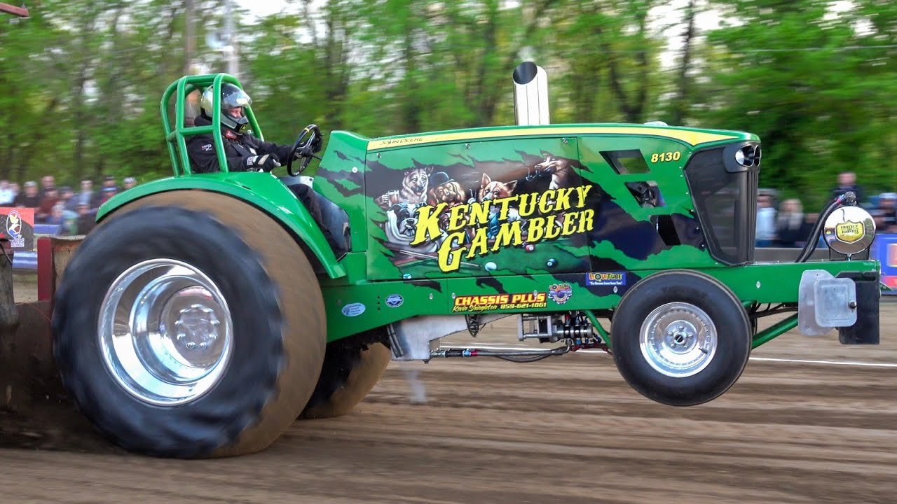 2023 Tractor Pulling: Light Limited Super Stock Tractors. Falmouth, Ky. Battle of The Bluegrass.