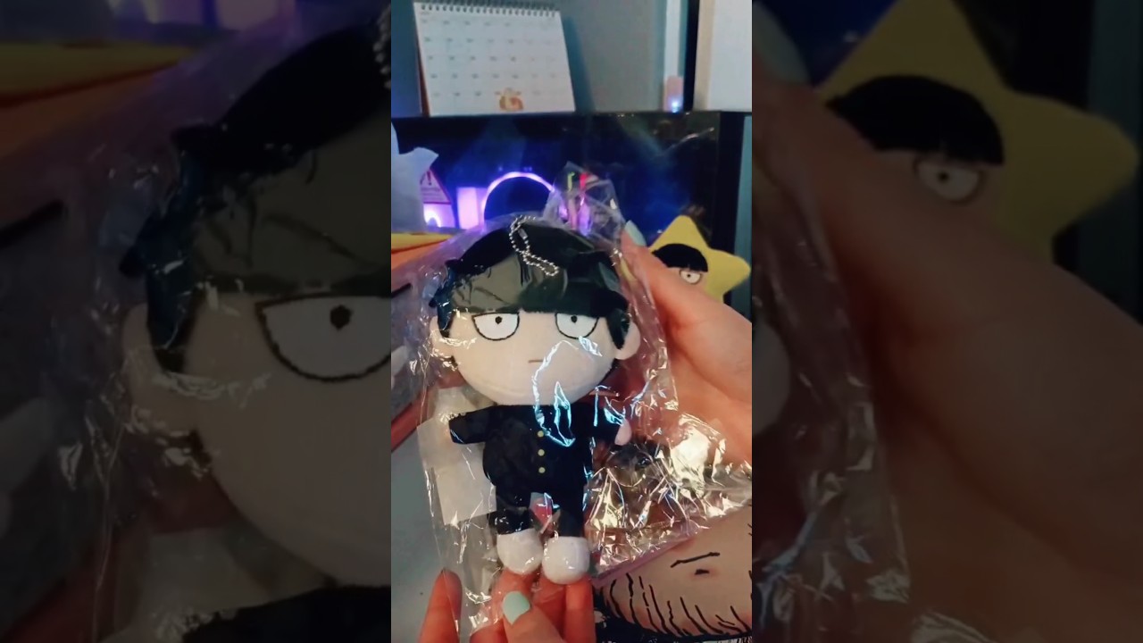 Unboxing MORE Mob Psycho 100 Merch