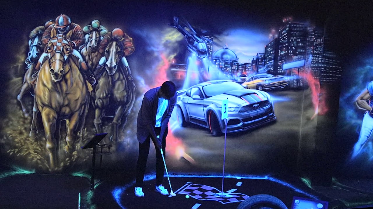 Black Light Golf in Heron City, Stockholm, Sweden