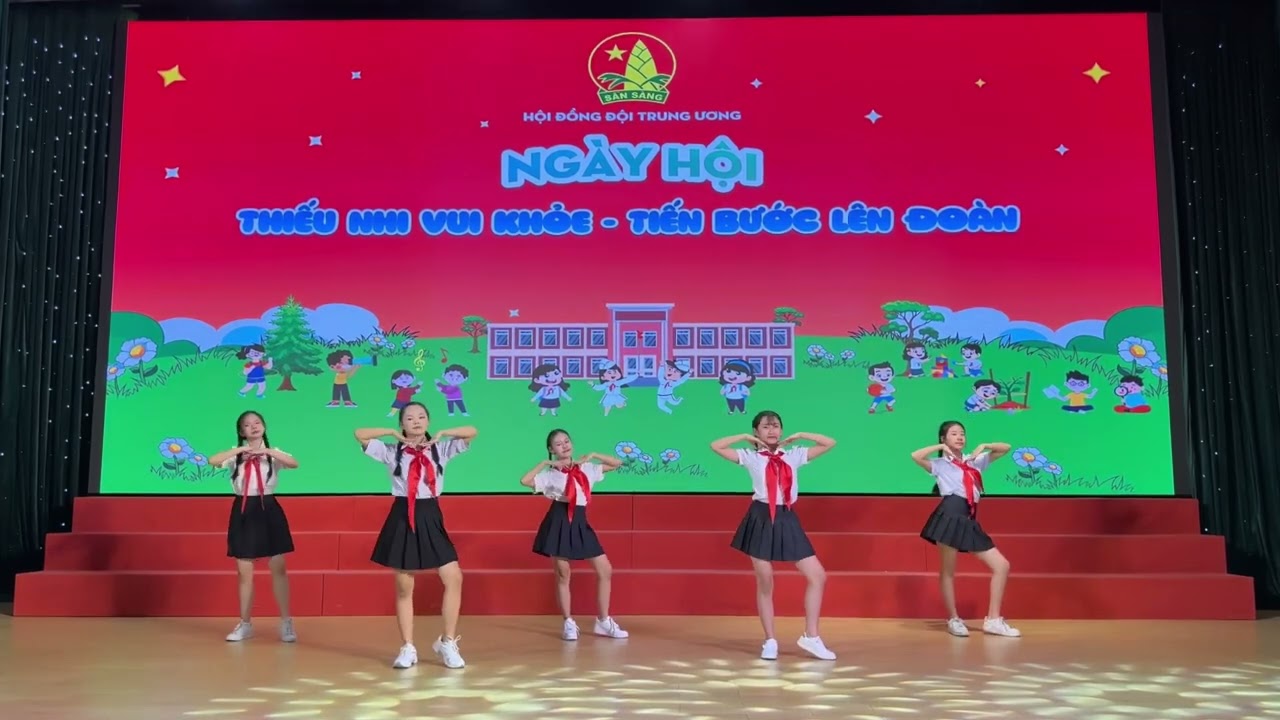 Đồng diễn NGÀY HỘI Thiếu nhi vui khoẻ - Tiến bước lên đoàn 