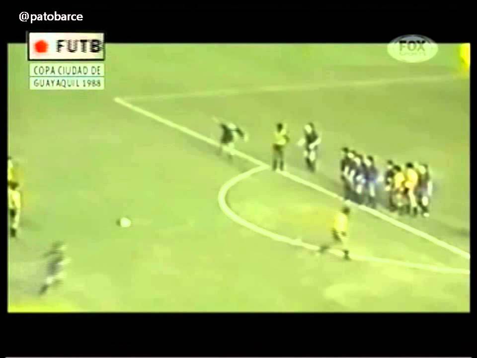 Barcelona (ECU) 2 vs Barcelona (ESP) 1. 26 de Mayo 1988 Primer Tiempo Expediente Futbol