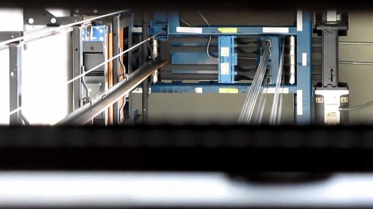 Лифты Otis Gen2 на парковке Carilion в Роаноке, штат Вирджиния