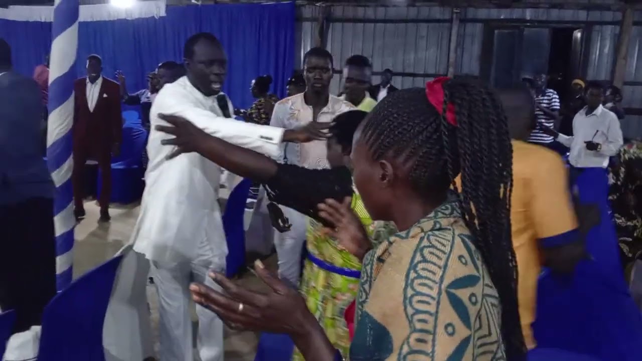 Pastor Benjamin OTEKA confronted thousands of demons at fcc
