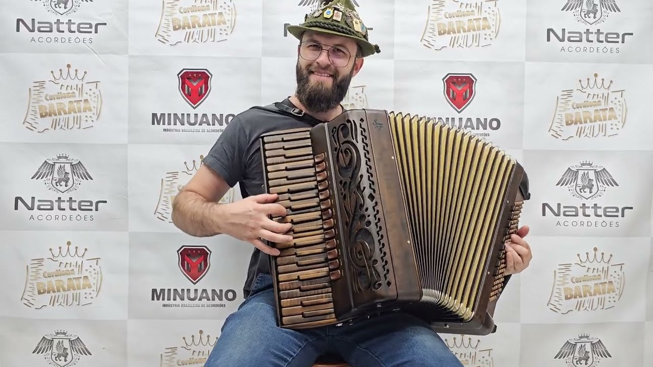 Siwa e Figli Stradivarius 4/5 de voz oitavada com duplo cassoto.