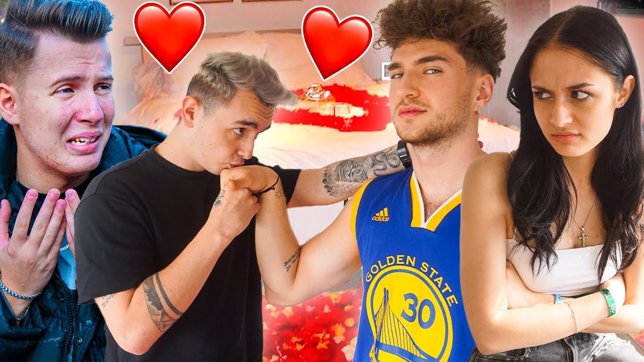 SUNT ROMANTIC CU PRIETENII MEI DE FATA CU IUBITELE LOR !!