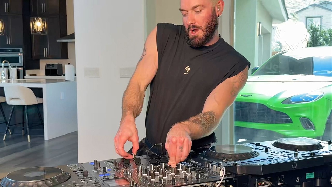 James Hype Live Stream
