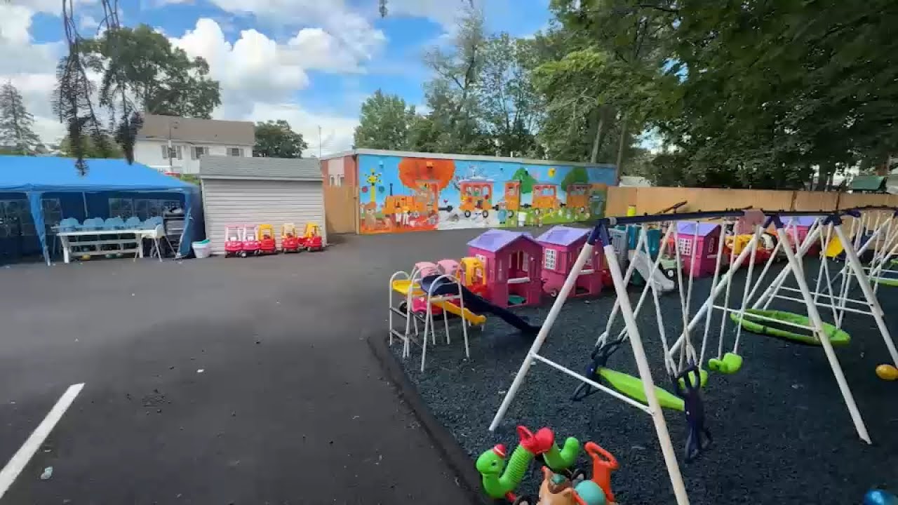 Unlicensed day care shut down after kids found in dangerous conditions