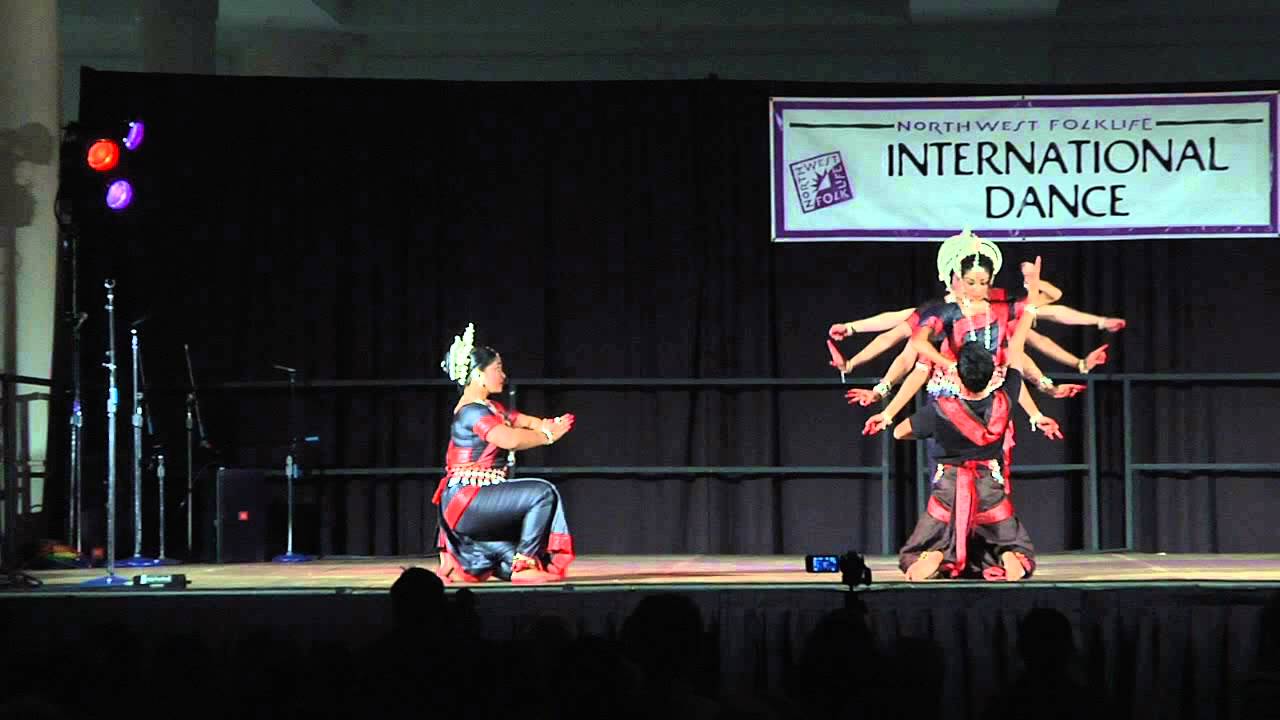 Odissi Dance - Mangala Charan - Guru Ratna Roy - HD