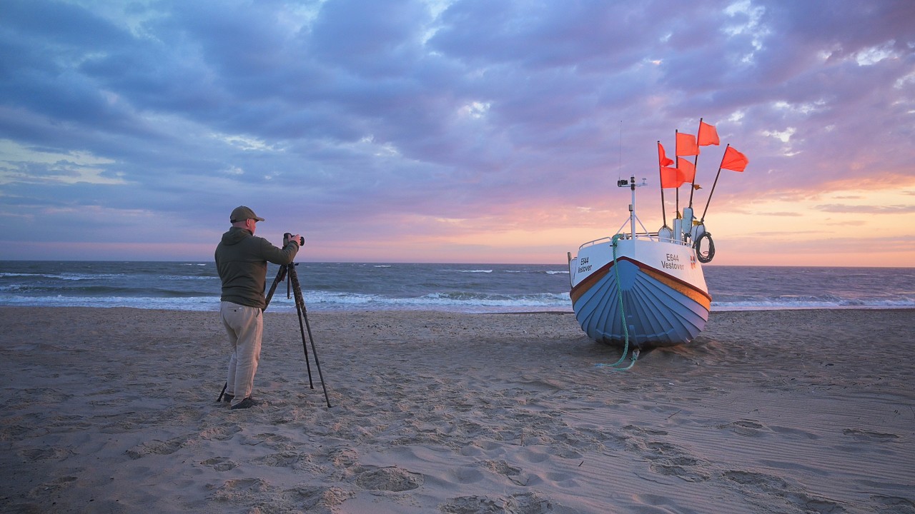 Transforming Boring Landscapes into STUNNING Photos | Peter Dam