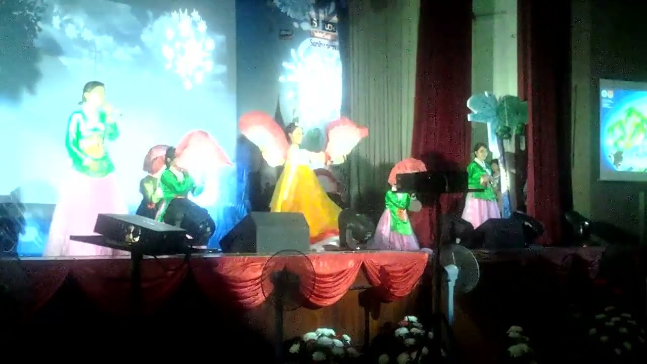 [K-ARTS] Fox Rain + Arirang + NoNoNo + Falling in Love | UEH festival 2013