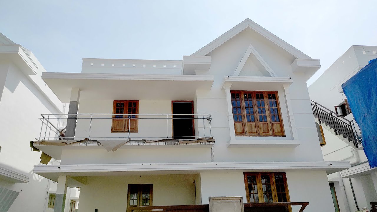 4BHK 2000sqft house in 4 Cents  near Holiday Inn, Chakkaraparambu - 1.30 Crores