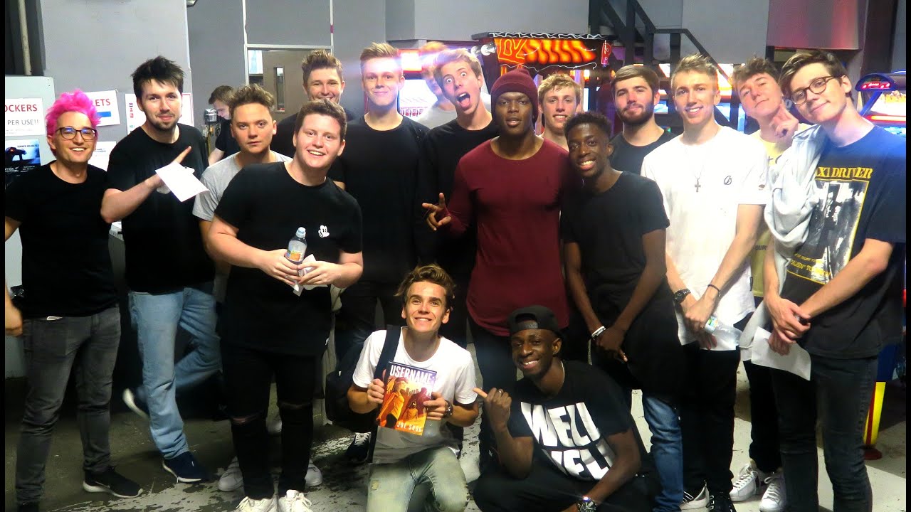 YOUTUBER LASER TAG!