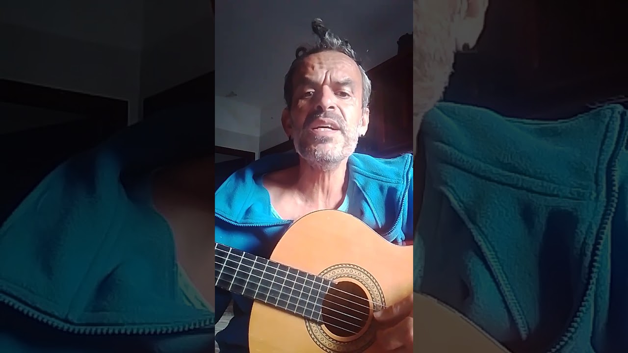 Esta canção titula-se 