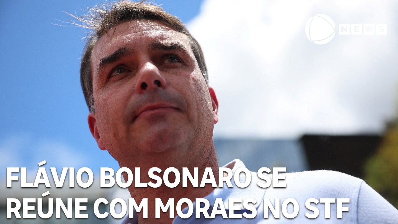 Flávio Bolsonaro se reúne com Moraes no STF para pedir prisão domiciliar ao ex-presidente