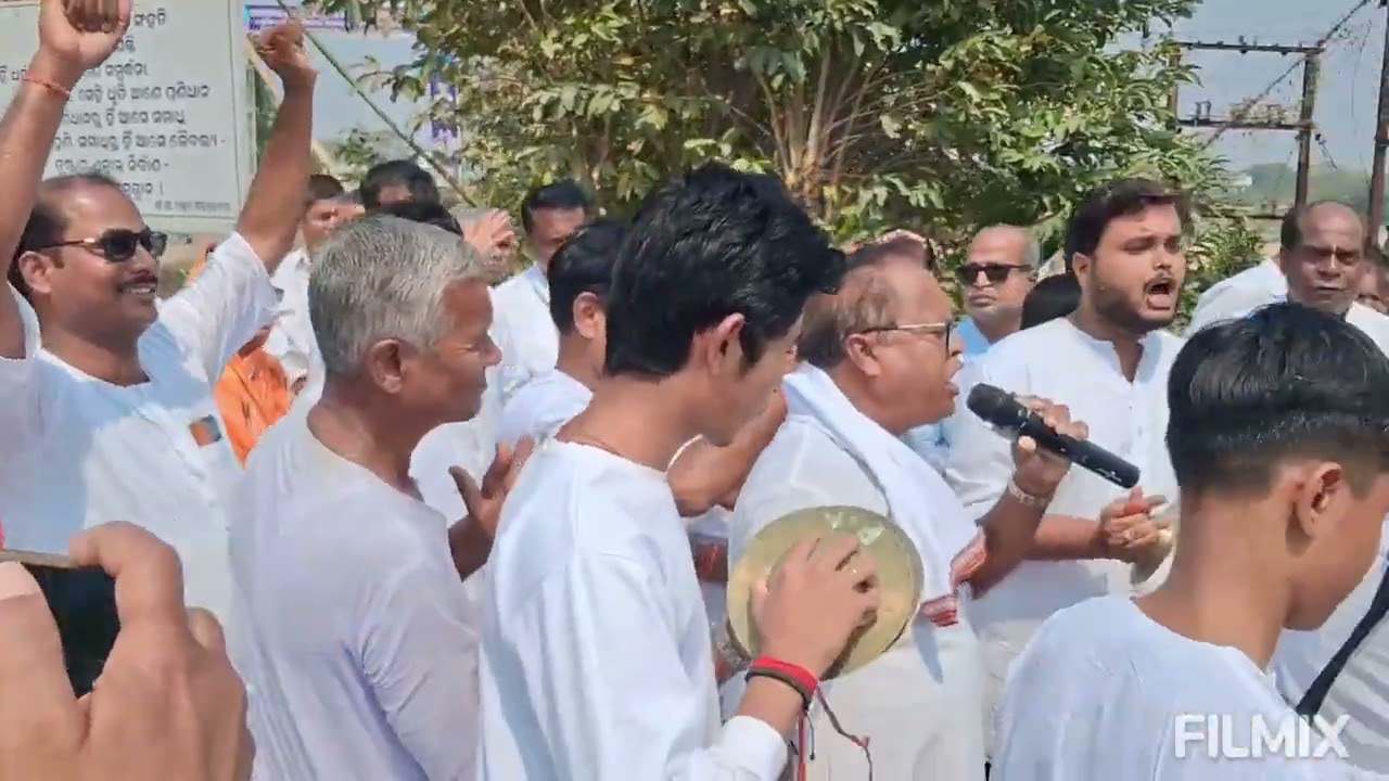 💐💐ନଗର କୀର୍ତ୍ତନ...... ବାର୍ଷିକ ଉତ୍ସବ....ଚିତ୍ର ଉତ୍ପଳା ସତସଙ୍ଗ ବିହାର... ନେମାଳ ......