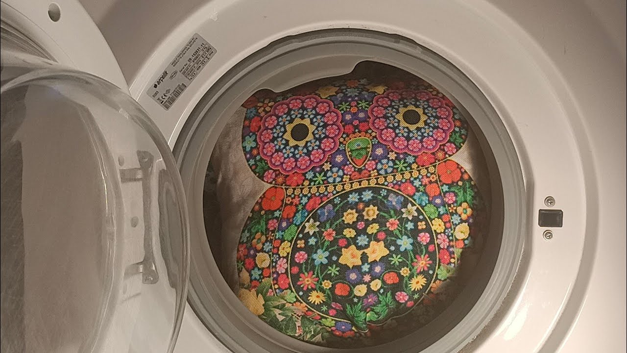 Washing pillows on mini 30°C program. Arçelik 5083 Washing Machine. Full Cycle.
