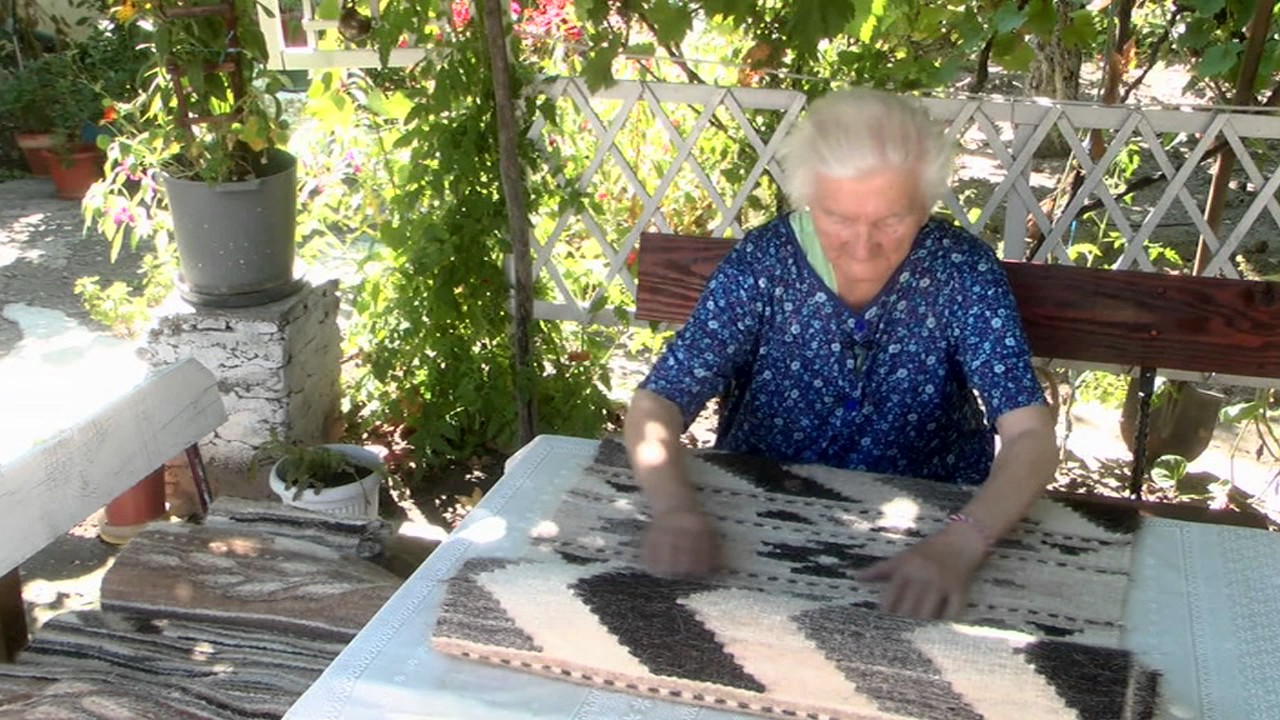 Traditional wall-carpet craftsmanship in Romania and the Republic of Moldova