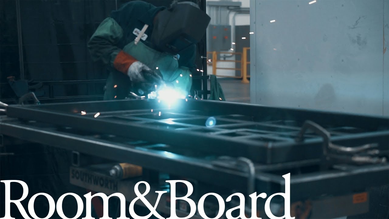 The Steel Craftsmanship Behind Bell Manufacturing&rsquo;s Iconic Designs