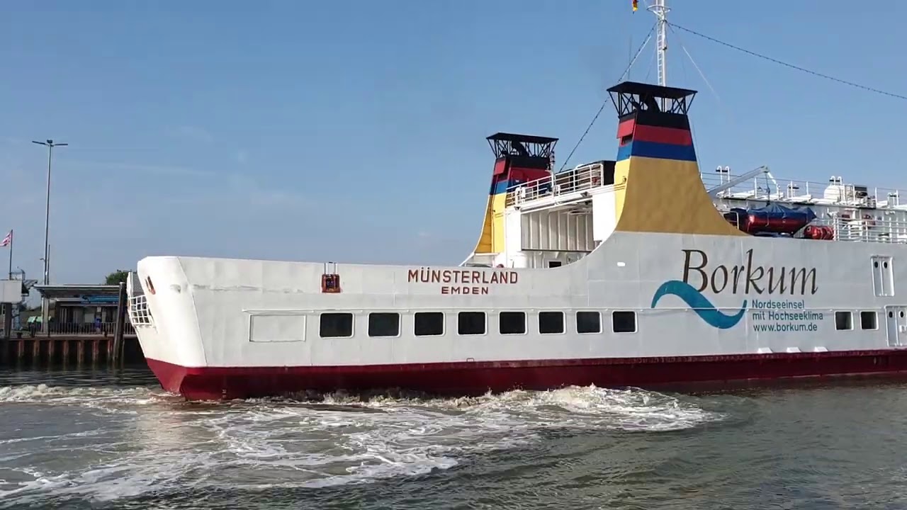BORKUM⛵🌊 - Die Fähre🛥 der AGems steuert den Hafen⚓⛱ der Insel an⛵🌤 09.08.2020