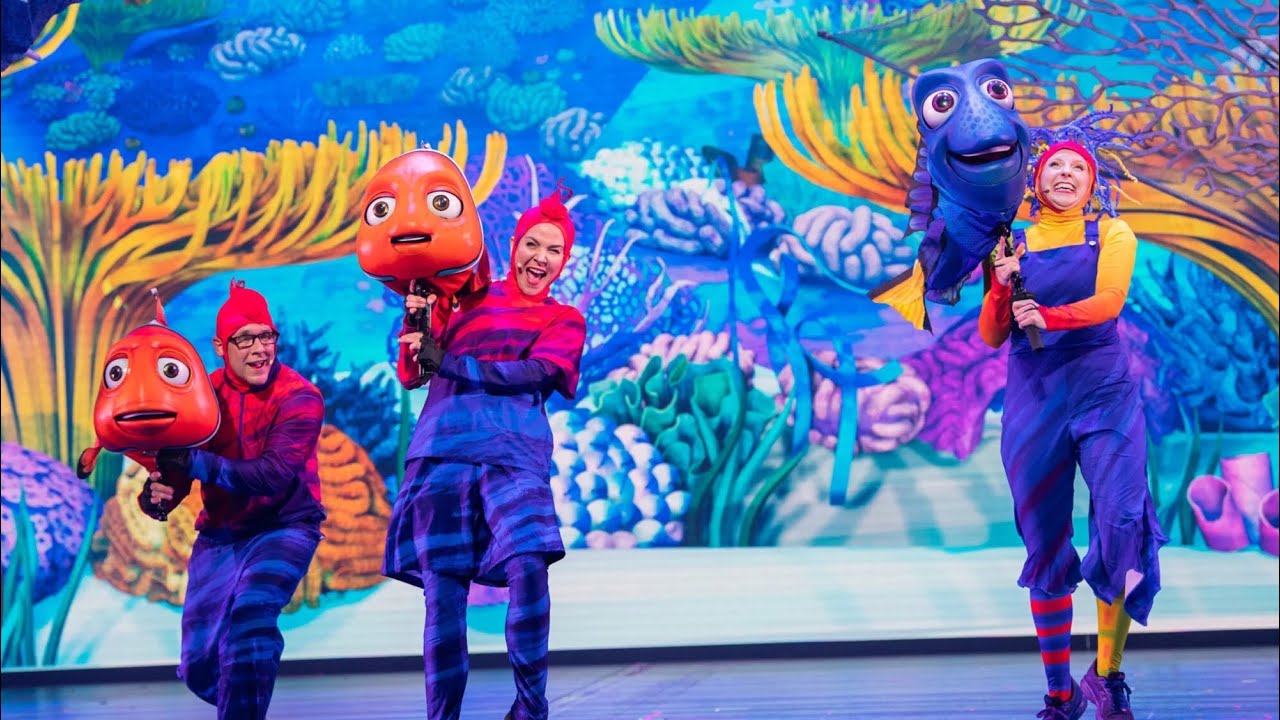 NEW Finding Nemo: The Big Blue...and Beyond! FULL SHOW at Disney's Animal Kingdom
