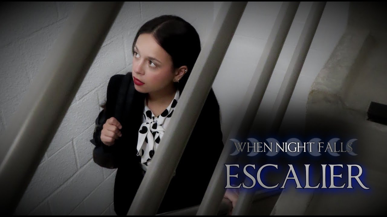 WHEN NIGHT FALLS épisode 2 : ESCALIER