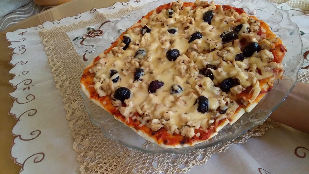 بيتزا المطاعم سريعة بعجينة المقلاة ناجحة وبدون تعب