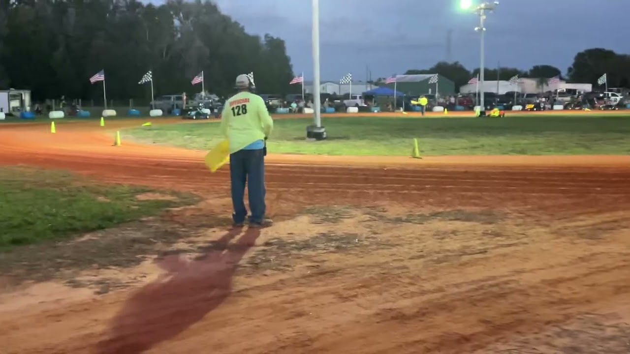 Nasgrass Lawnmower Racing FXL Heat Race