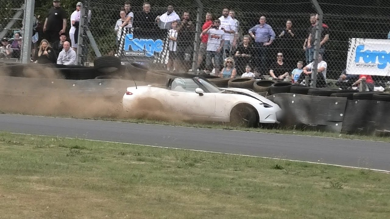 Castle Combe - Crash and Action - Forge Action Day - September 2022