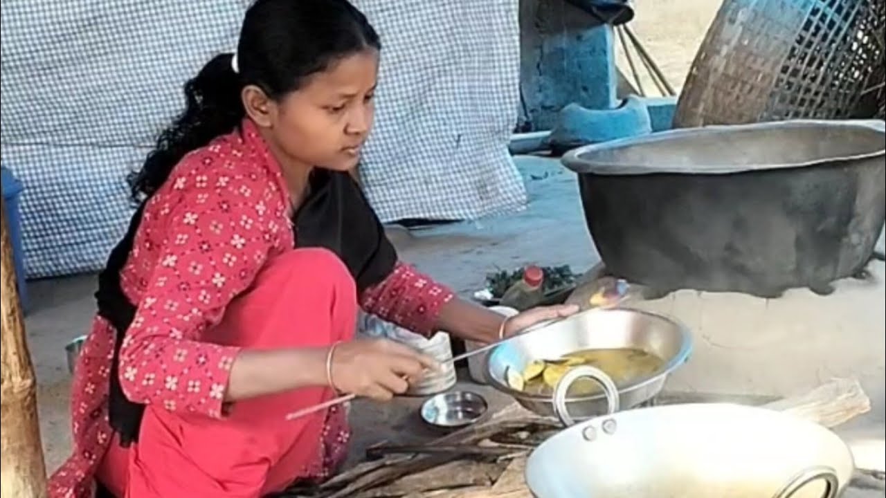 Village Life Cooking Cauliflower  Bitter Leaf Brinjal Village Eating@tusuzupuvlogs