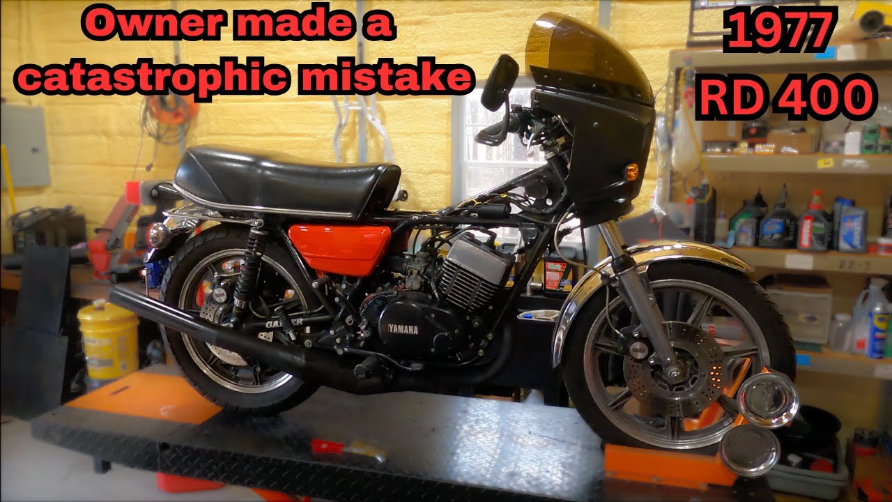 1977 Yamaha RD400.The owner made a huge mistake on ignition timing.