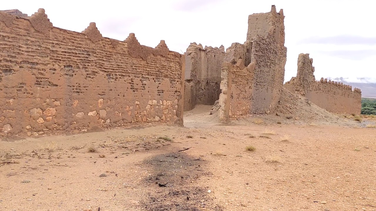 قصر عدي أبيهي كراندو گرس تعلالين 1/2