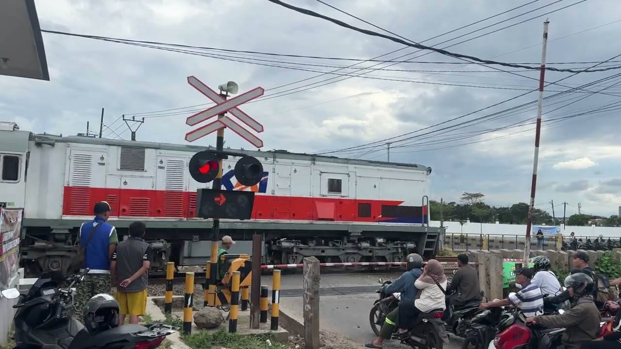 RAILWAY CROSSING - Palang Pintu Perlintasan Kereta Api KYOSAN