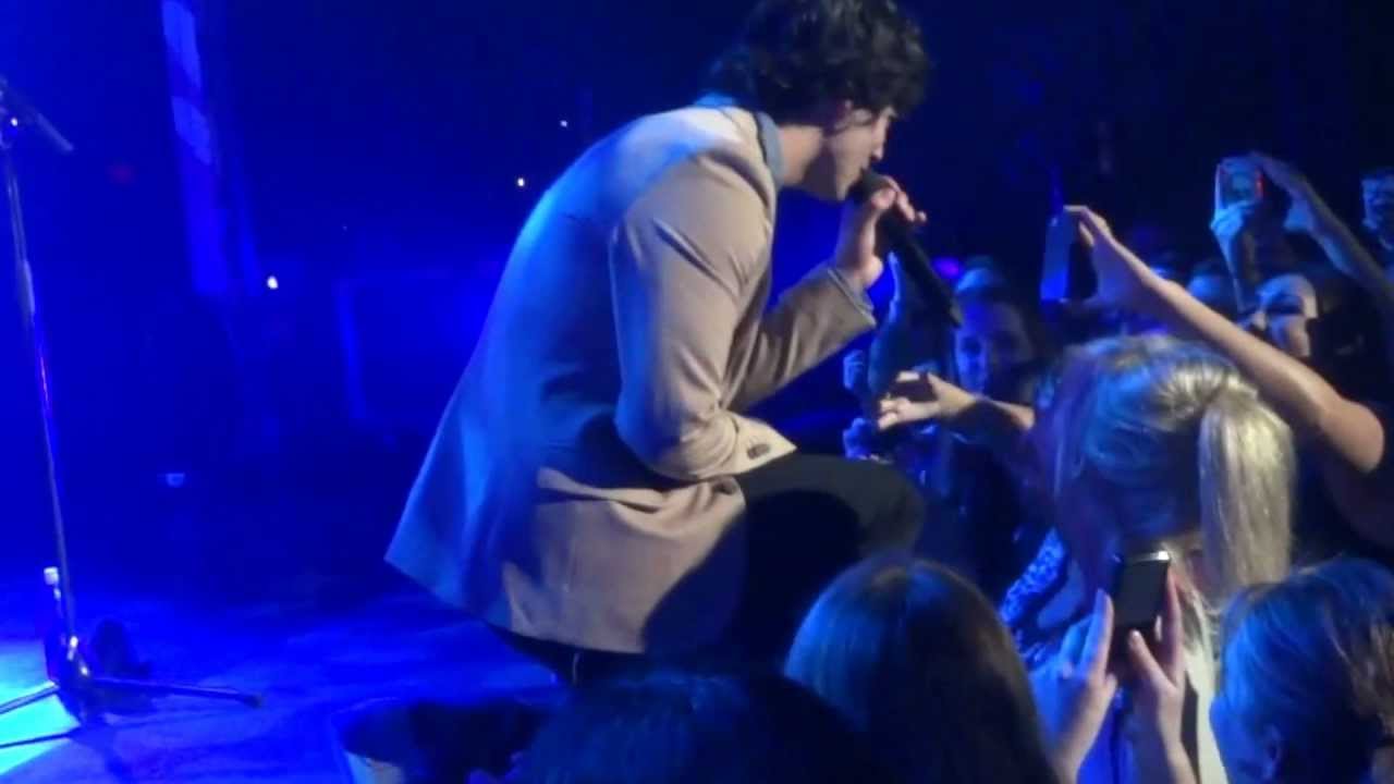 Jonas Brothers - Just In Love (LA - Night 2)