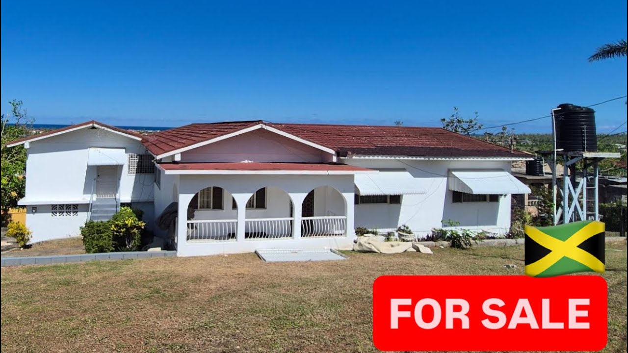 Home for sale 🇯🇲